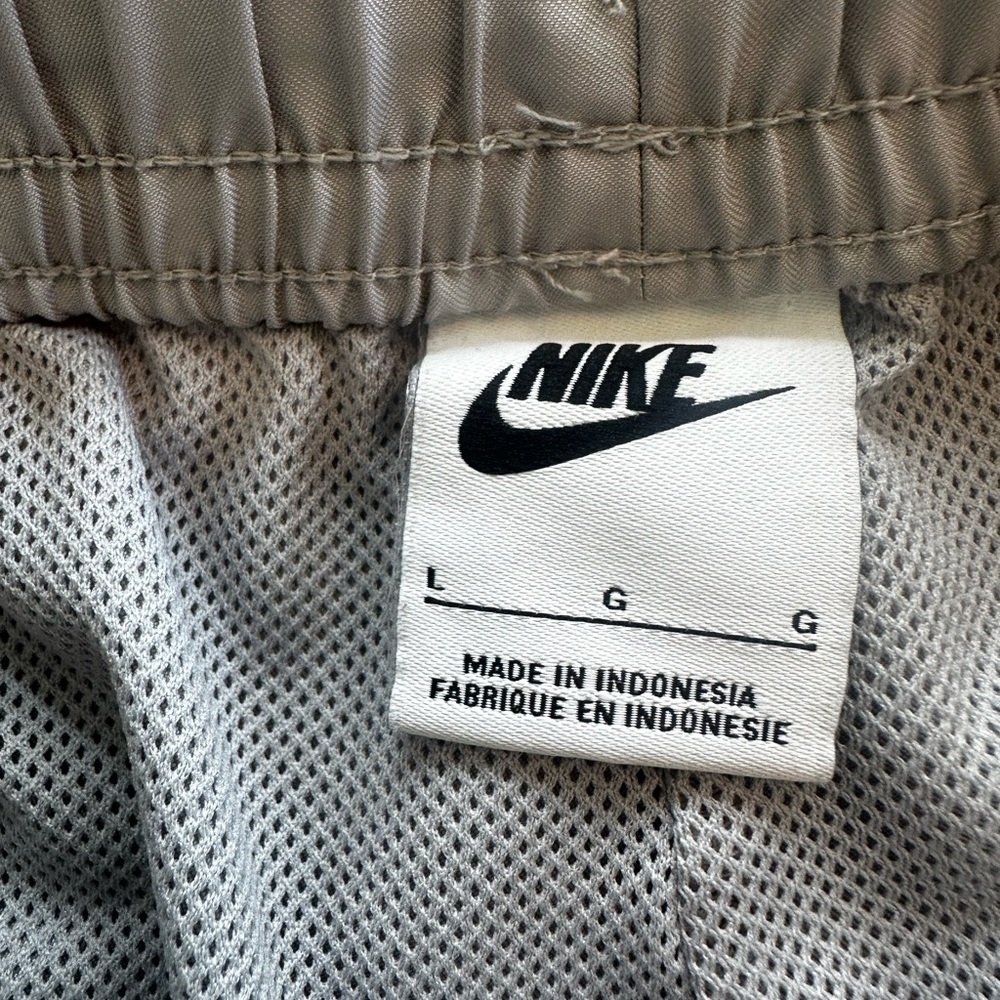 Nike Men's Woven Lined Flow Shorts Size Large - Picture 7 of 7